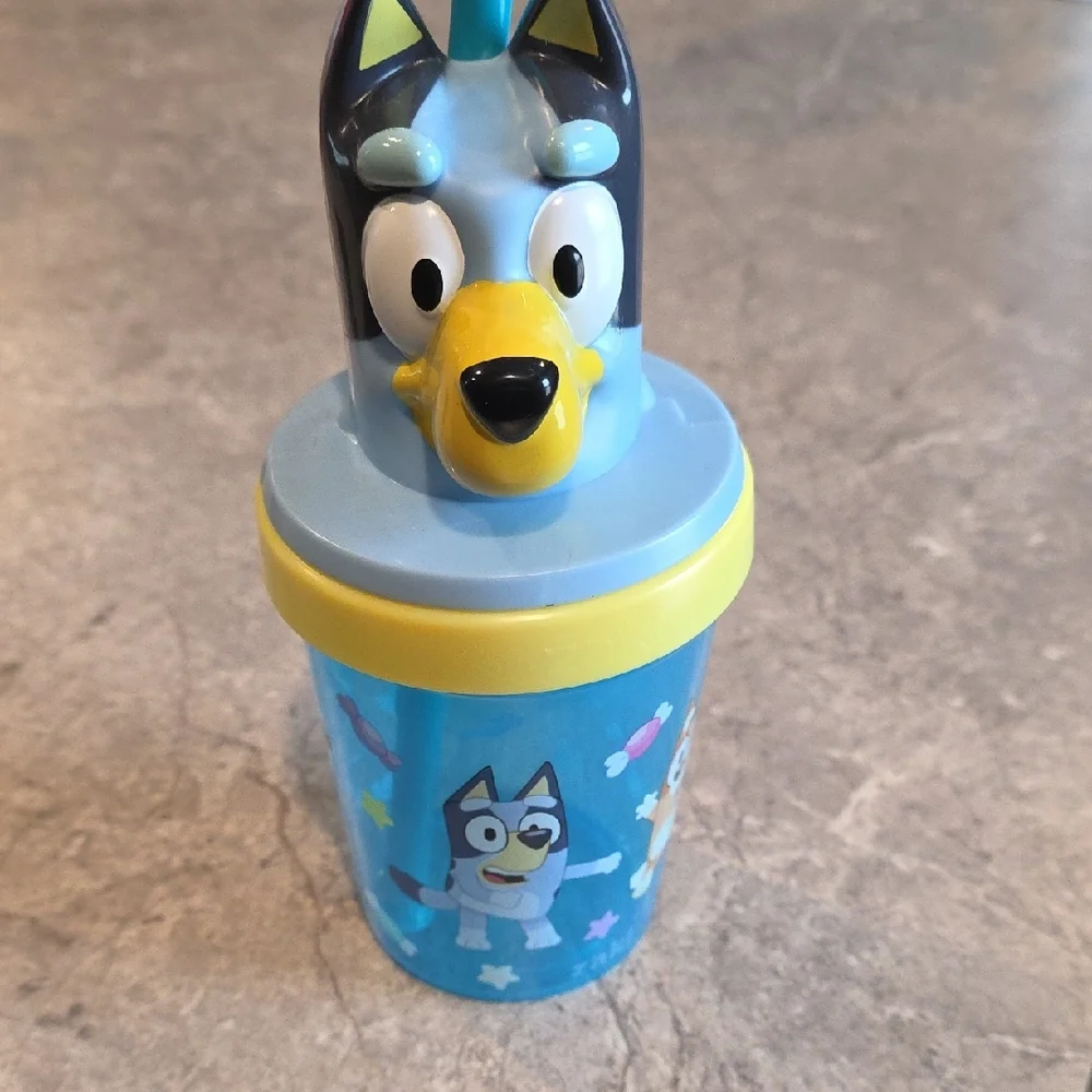 (J63) Bluey Character Straw Cup - Blue and Yellow